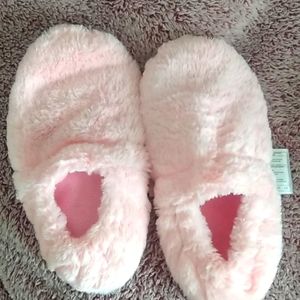 Gold Designer Bath and Body Collection,  Worn once , Pink fluffy slippers.